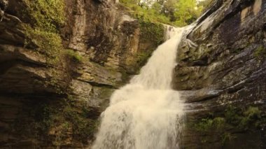 Doğal şelale village Cantonigros, Katalonya, İspanya bulunan.
