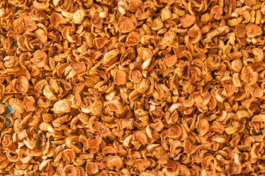 Kurutulmuş meyve elma ve armut bir arka plan olarak tuval üzerine dağınık