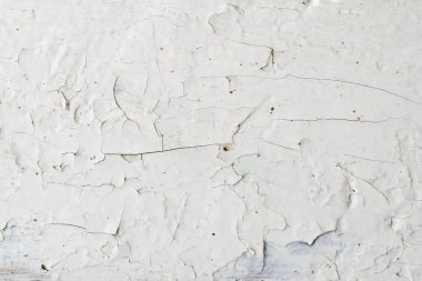 Arka plan olarak zaman zaman yaşlı ahşap tahtalardan beyaz paneller