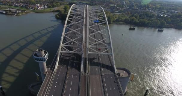 Вид Річку Ніда Автомагістраль A16 Bridge Роттердам Нідерланди — стокове відео