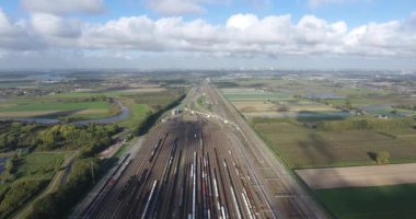 Trenlerin havadan görünümü, Zwijndrecht demiryolu kavşağı, Hollanda