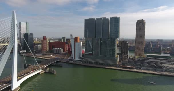 Εναέρια Θέα Της Γέφυρας Erasmus Πόλη Του Ρότερνταμ Ολλανδία — Αρχείο Βίντεο