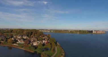 Su ve doğa manzarası, Walburg alanı, Dordrecht, Hollanda