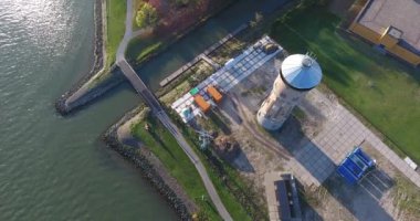 Kontrol kulesinin havadan görünümü, Dordrecht , Hollanda