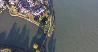 Su ve doğa manzarası, Walburg alanı, Dordrecht, Hollanda