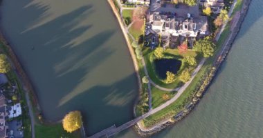 Su ve doğa manzarası, Walburg alanı, Dordrecht, Hollanda