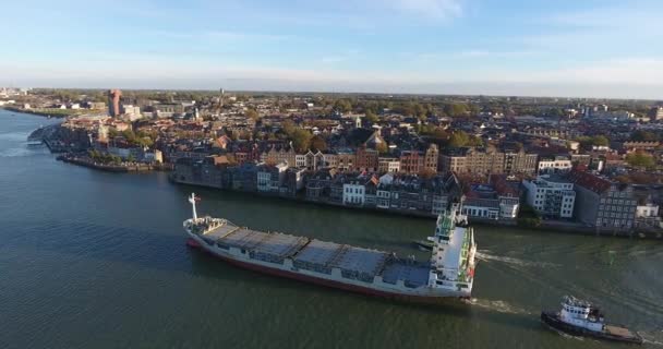 Top Vedere Aeriană Barca Navigație Râul Frumos Fundal Apă Aeriană — Videoclip de stoc