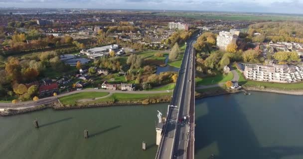 Luchtfoto Van Brug Rivier Dordrecht Nederland — Stockvideo