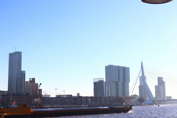 Erasmus Bridge Big Hotel Buildings River Rotterdam Centre Netherlands Touristic — Stock Photo, Image