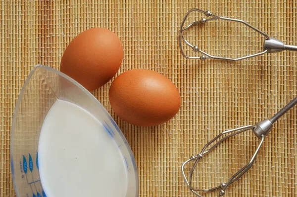 Food Preparation Two Eggs Milk Mixer Wooden Napkin — Stock Photo, Image