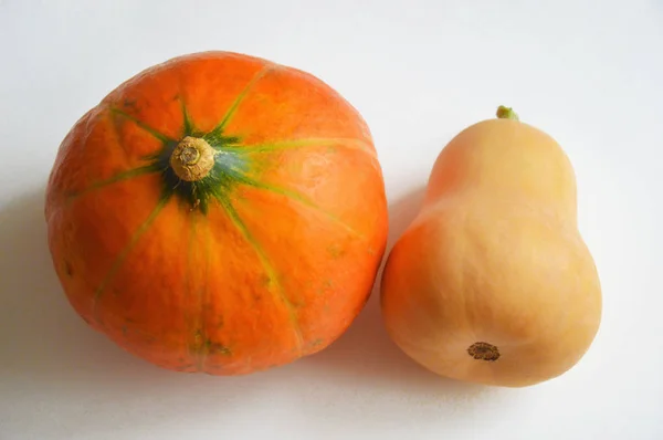 Twee Pompoenen Sinaasappelgroente Herfst Halloween — Stockfoto