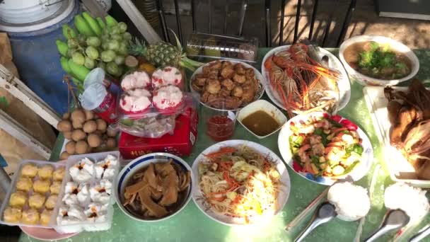 Ofertas Comida Festival Ano Novo Chinês Para Rezar Deus Adoração — Vídeo de Stock