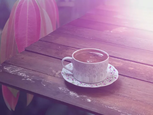 Close Van Kopje Met Koffie Houten Tafel — Stockfoto