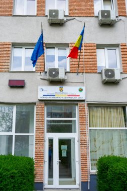 Cluj-Napoca, Romanya-24 Nisan 2019 Meçka metniyle ,Minis