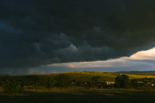 Céu Dramático Com Nuvens Antes Tempestade — Fotografia de Stock