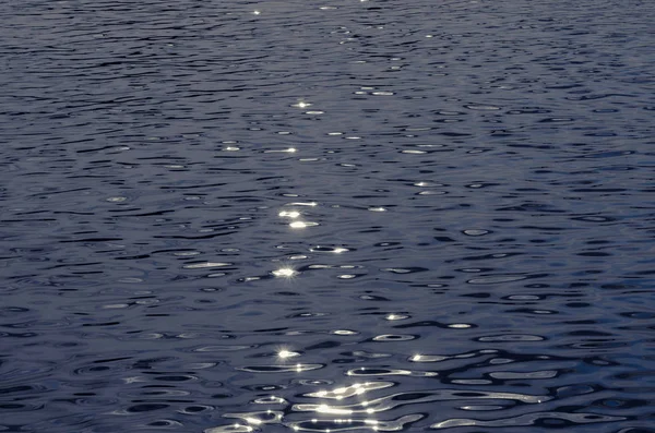 Oppervlakte Van Donkerblauw Water Voor Abstract Achtergrond — Stockfoto