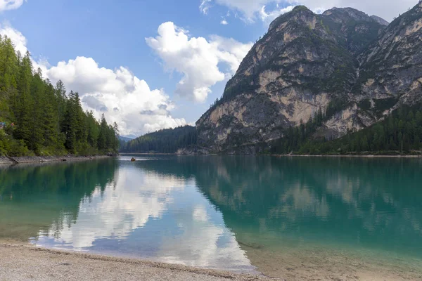 Scenic View Beautiful Alps Landscape Braies Lake — Fotografia de Stock