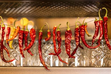 Kırmızı acı biber, baharatlı biber..