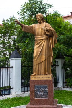 Aziz Rocha Kilisesi yakınlarında İsa 'nın heykeli dirildi.