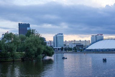  Svisloch nehrinin panoramik görüntüsü