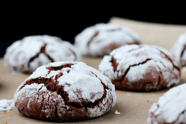 Cookies chocolate cracks freshness. tasty dessert concept. cookies for holidayand christmas — Stock Photo, Image