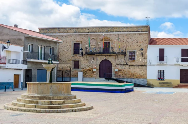 İspanya Meydanı esparragosa'de lares