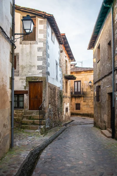 Antigua calle de San Martín de Trevejo, Cáceres, Extremadura, España — Foto de Stock