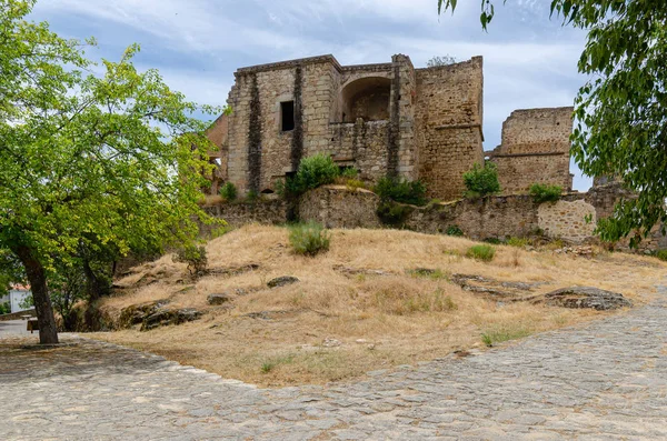 Castillo medieval de Belvis de Monroy, Cáceres, España — Foto de Stock