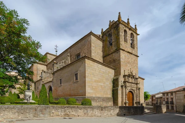 Iglesia de Nuestra Señora de la Asunción, Oropesa, Castilla la Mancha — Foto de Stock