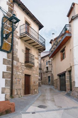Villamiel Eski sokak, Caceres, Extremadura, İspanya.