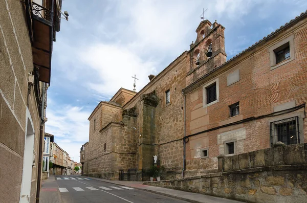 Antigua calle de Oropesa, Castilla la Mancha, España — Foto de Stock