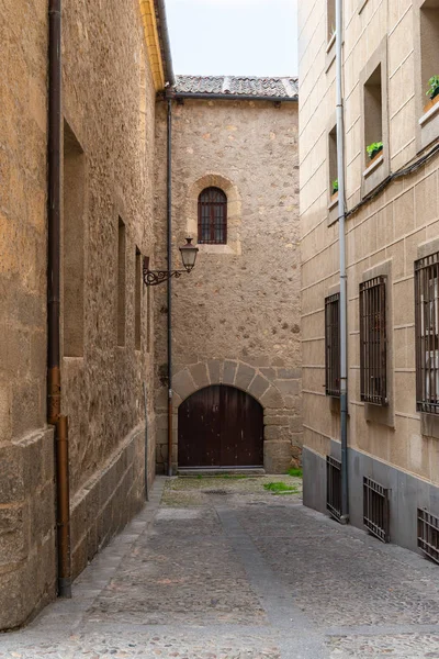 Hermosa calle antigua en Segovia, Castilla y León, España —  Fotos de Stock