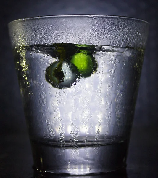 Experiment Glass Cold Water Anything — Stock Photo, Image