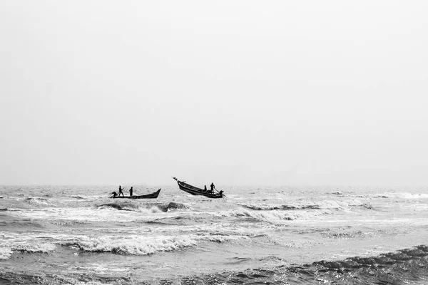 Barcos Pesca Encontraram Cara Cara — Fotografia de Stock