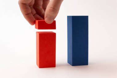 Renk bloklarının çizelgesi. El grafik sütunu oluşturur.