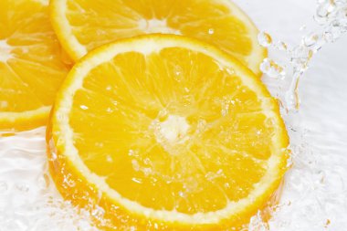 Taze turuncu altında su akışı kesilmiş..