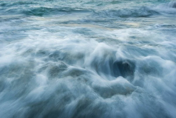 Długich Ekspozycji Upaść Tle Skały Fala Ocean — Zdjęcie stockowe