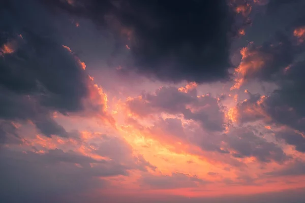 Небо Облаками Пустой Областью Текста Концепция Природа Представления Фона Красивое — стоковое фото