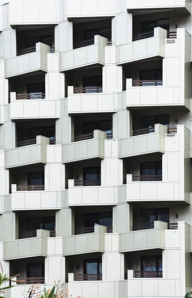 Motif Architectural Des Fenêtres Bâtiment Plusieurs Étages Symbole Vie Urbaine — Photo