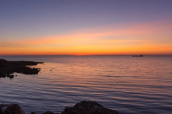 Heller Abendhimmel Über Dem Meer Herrlicher Himmel Nach Sonnenuntergang Orangetönen — Stockfoto