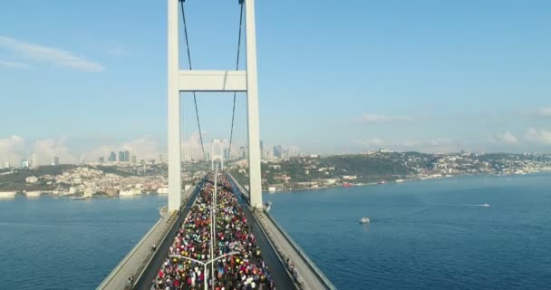 Bosporus Brug Van Istanbul Eurasia Marathon Luchtfoto — Stockvideo