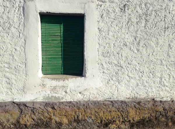 Сільський Вікно Сільськогосподарського Села Старовинний Будівельний Фасад Зелений Затвор Старого — стокове фото