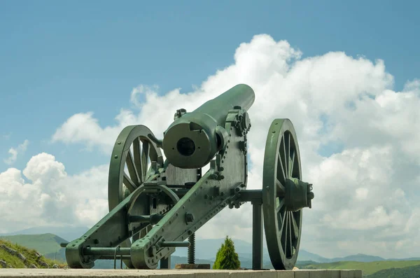Старая Металлическая Пушка Шипка Габрово Болгария Мемориал Шипки Расположен Вершине — стоковое фото