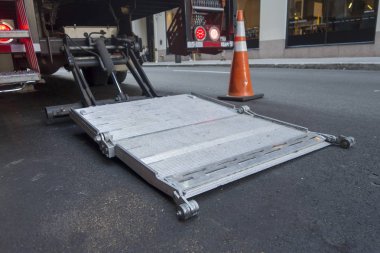 geri bir nakliye ve delvering kamyon paslanmaz çelik Lift stre