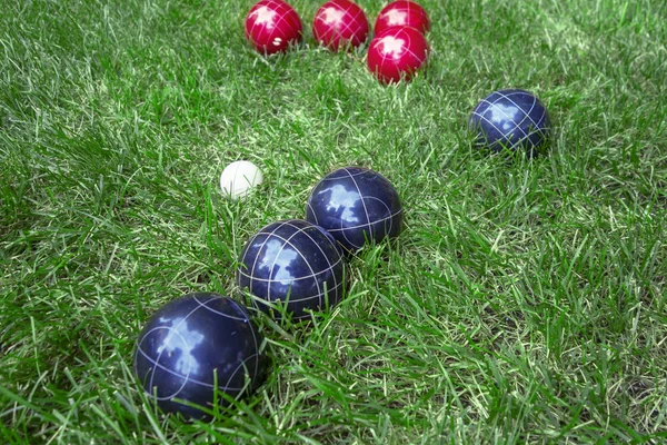 Rekreasyon İtalyan spor Whit, kırmızı, koyu mavi bocce topları