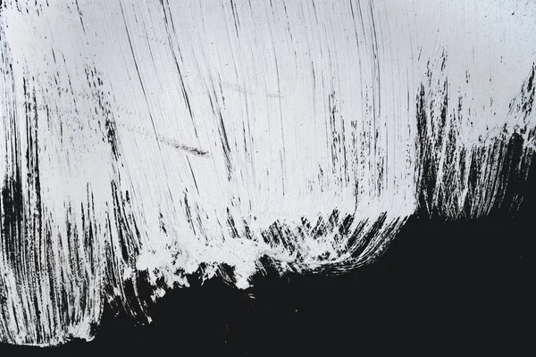 Grunge grandes trazos de pintura con textura blanca sobre fondo negro — Foto de Stock