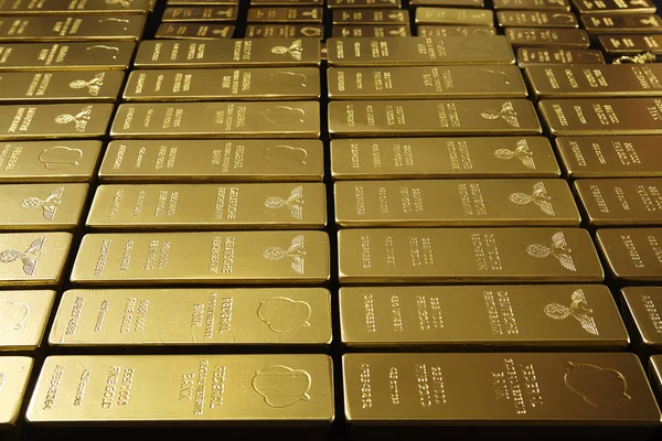 Hundreds Kilos Gold Stolen War Europe Found Unknown Place — Stock Photo, Image