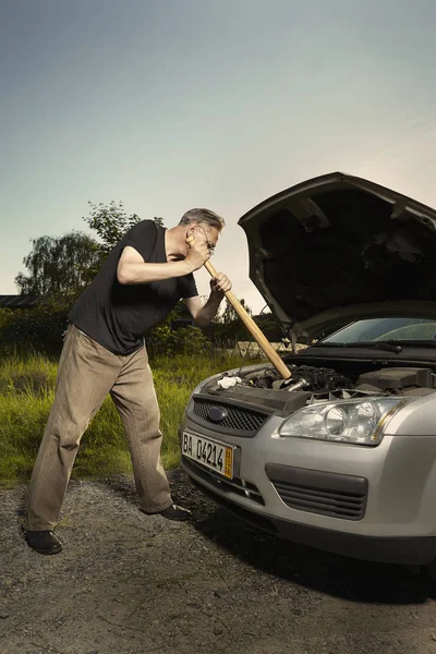 Aging Man Trying Fix Broken Car Engine Lonely Way — Stock Photo, Image