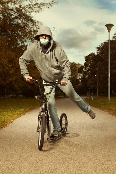 Older City Man Vagabond Hooded Shirt Mask Scooter — Stock Photo, Image