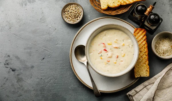 Chowder Crab Soup with shrimps and corn on concrete background copy space — Stock Image Chowder Crab Soup Shrimps Corn Concrete Background Copy Space Stock Image